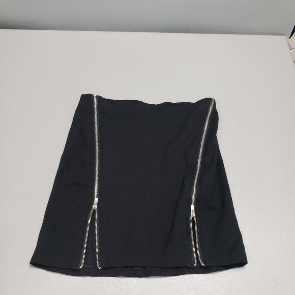 Forever 21 black zipper mini skirt size small - Picture 9 of 9